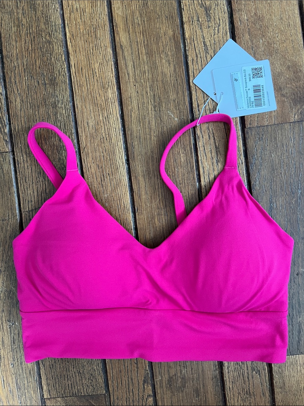 Lululemon Pink Flare Hot Pink Focuser Scoop Neck Bra C/D Size Small NWT